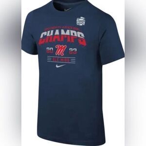 NWT NIKE Unisex Blue Short Sleeve 2023 Peach Bowl NCAA Ole Miss University- L